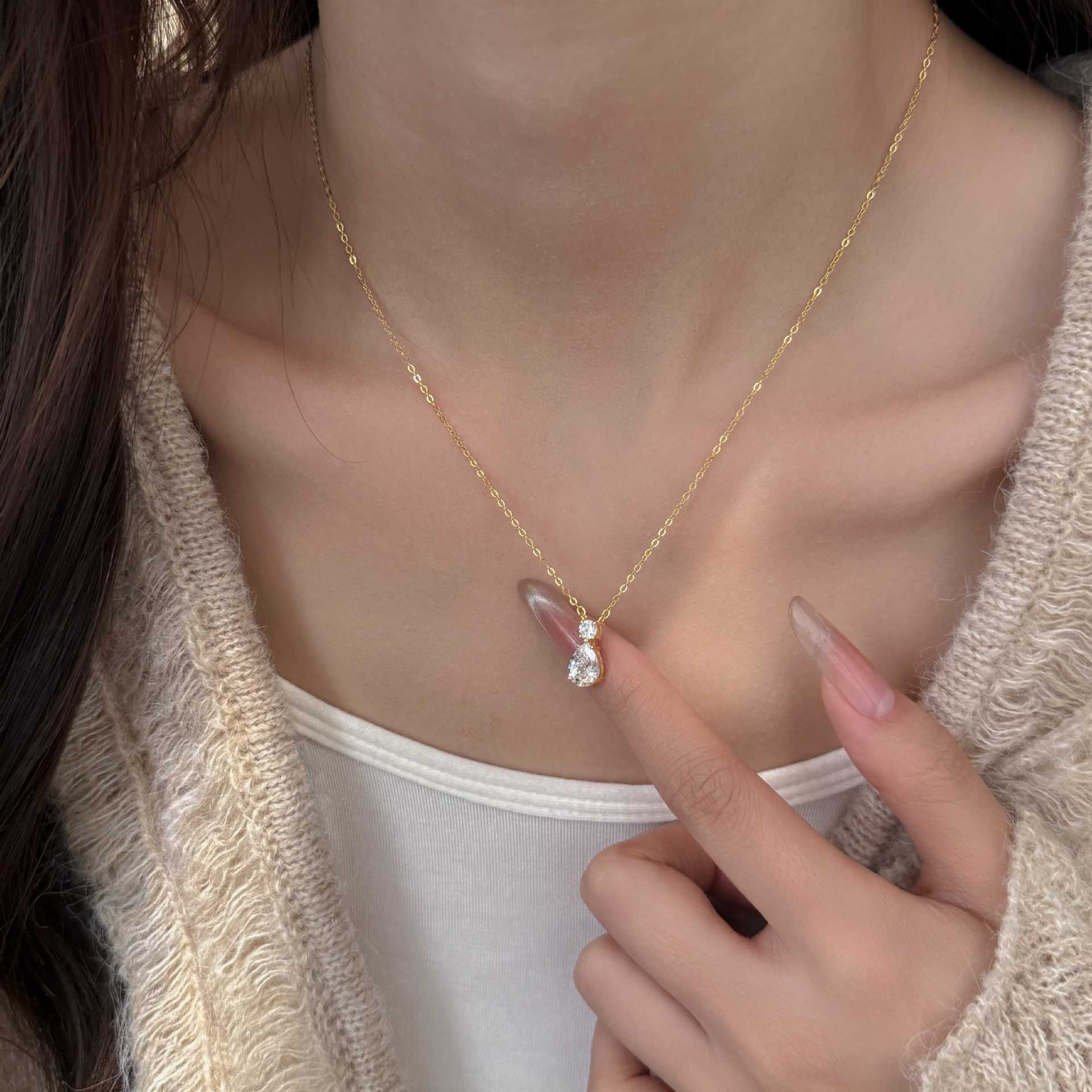 Necklace, Fashionable and Versatile, Colorful Water Droplet Pendant Necklace, Women s High-end, Light Luxury, Niche Collarbone Chain 40CM