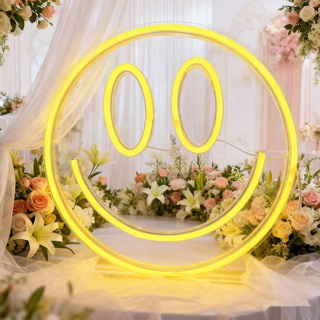 Neon Oyun Konsolu Taç Ayı Pençesi LED Işık – Dekoratif İnternet Ünlüsü Ortam Işığı