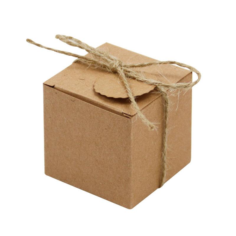 

European 5 * 5 * 5Cm Square Candy Box Diy Retro Kraft Paper Box Party Souvenir Wedding Candy Box