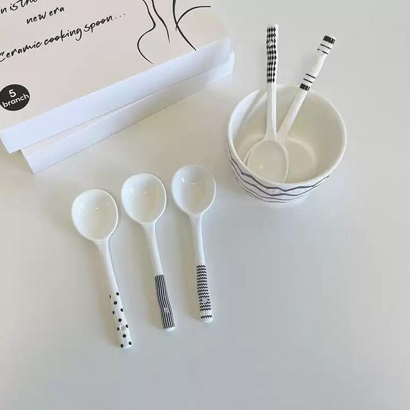 Černobílá Klasická Lžíce Roztomilá Dlouhá Rukojeť Krémový Design Polévková Dezertní Kávová Míchací Lžíce