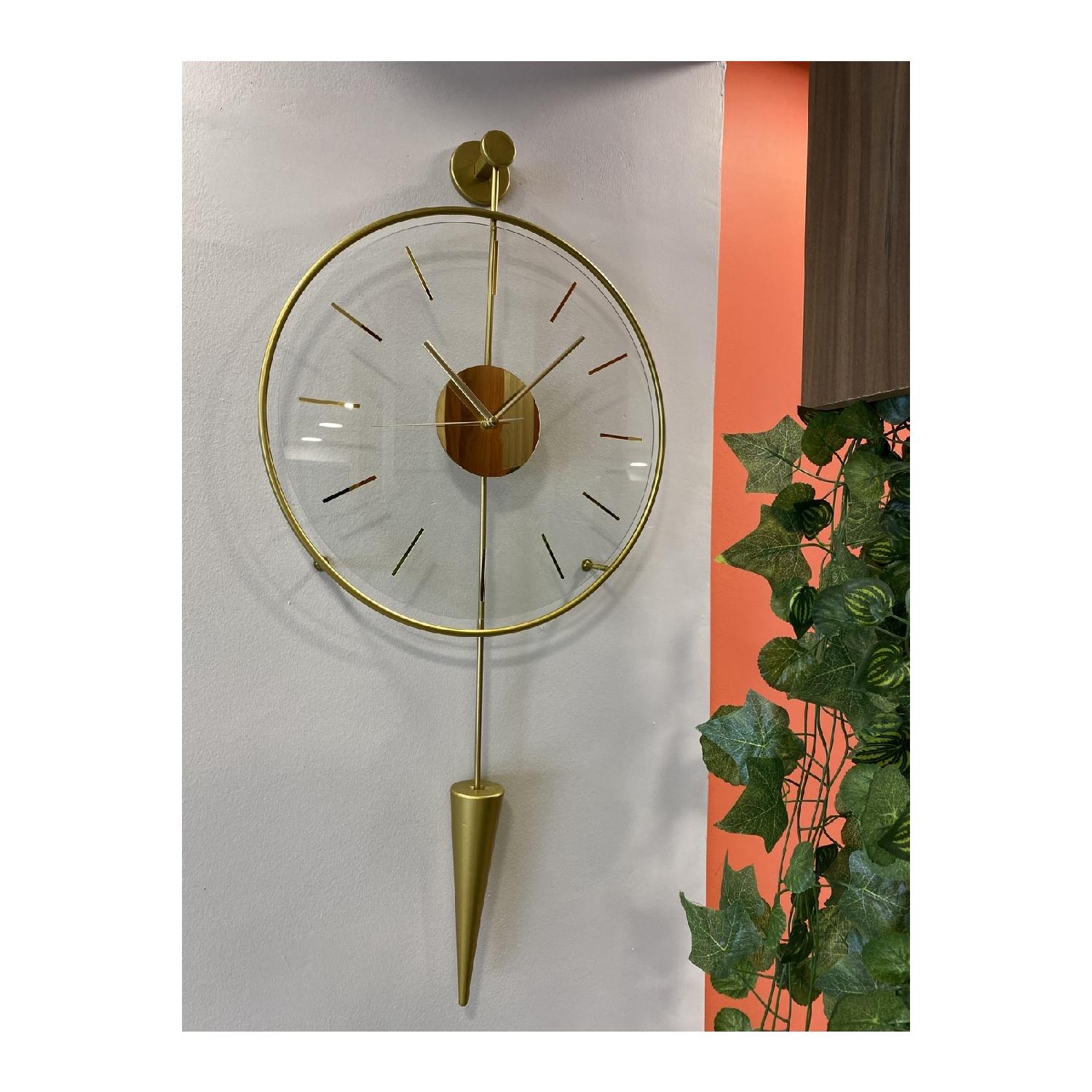 

Элегантная серия Gold Gravity Pendulum 40x90, современные декоративные настенные часы из металлического стекла жёлтый