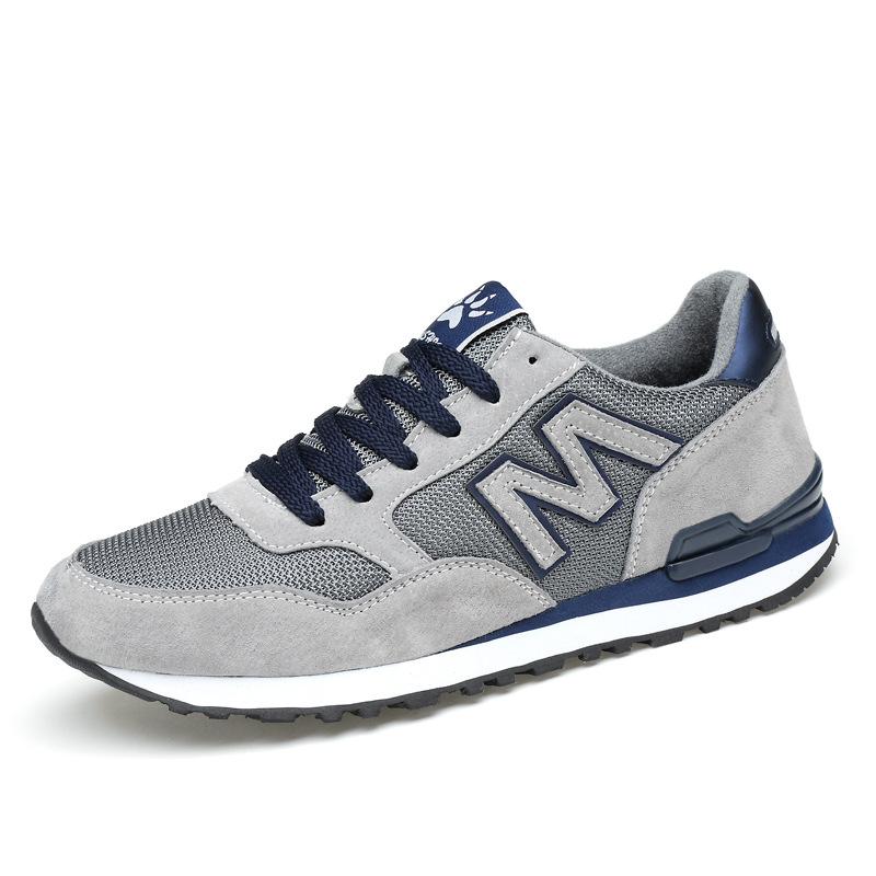 

2025 летние кожаные кроссовки мужские повседневные кроссовки для бега для студентов дышащая обувь мужская летняя сетчатая обувь 44 серый