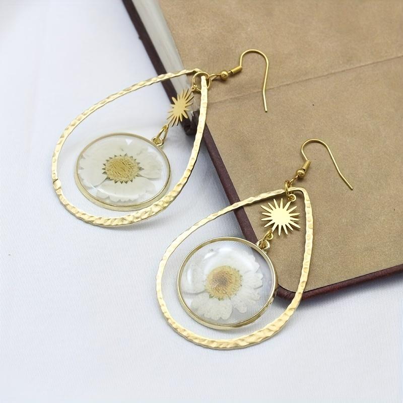 Полые каплевидные серьги с высушенным на солнце цветочным дизайном — фото 5