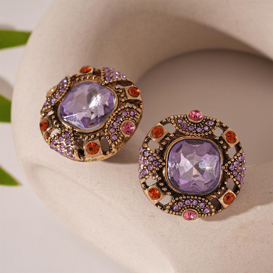 

Retro Luxury Diamond-Studded Geometric Silver Stud Earrings - French Court Niche High-End Design for Women