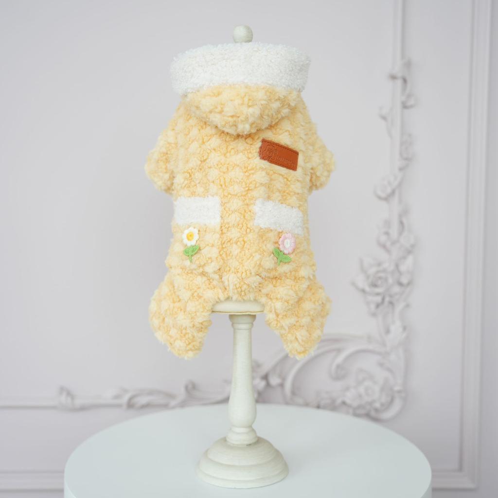 Herbst und Winter Haustier Hund Samt Kleine Blume Vierbeinige Kleidung Weicher Bauchschutz Warme Kleidung Teddy Hund Pyjamas Welpe