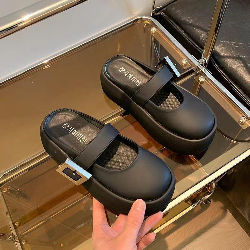 

Beautiful cool slippers thick bottom 2025 bag head slippers women s summer wear French spring and summer new half slippers super fire 39 чёрный