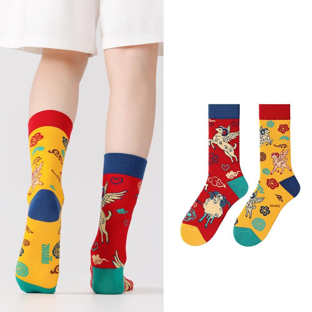 Unisex Trendy Cotton Mid-Calf Socks for Autumn/Winter - Sporty & Casual