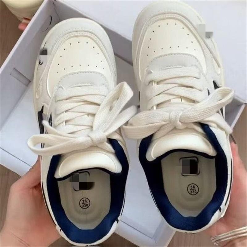 Damen Modische Und Lässige Dicksohlige Höhenerhöhende Leichte Board-Schuhe