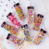 Bunte Zuckerformen: Herzen & Kurven zum Dekorieren von Kuchen, Desserts & Donuts