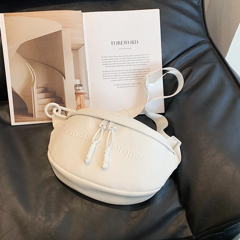 Men's and women's chest bags, casual dumpling bags, 2025 new trendy cool sports versatile one-shoulder crossbody bags, high-end waist bags for women