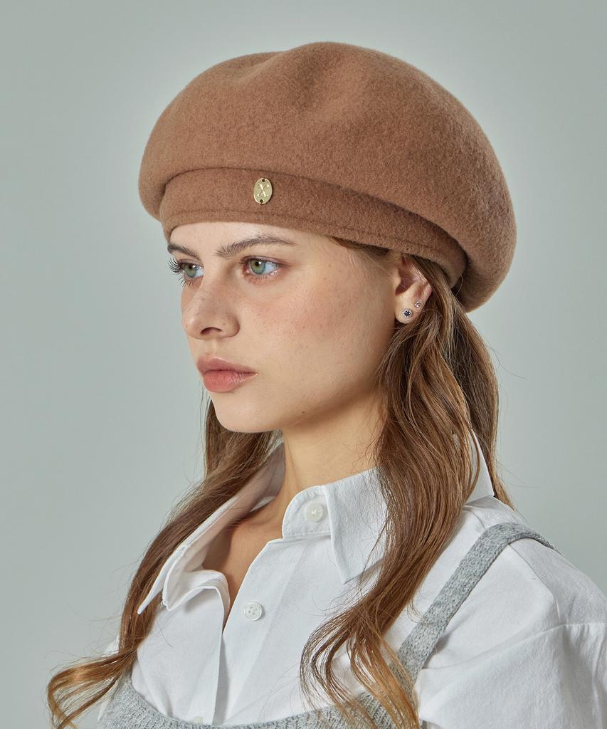 Bajal Va Curved Oval Metallic Wool Beret Camel