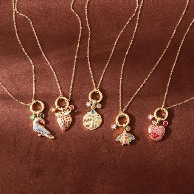 Toucan Strawberry Pattern Necklace Retro European Style Crystal Chain Choker  Travel