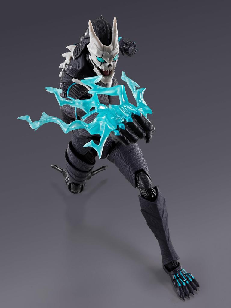 TAMASHII NATIONS S.H.Figuarts Kaiju No. 8 Hibino Kafka, approximately 160mm, PVC & ABS painted action figure
