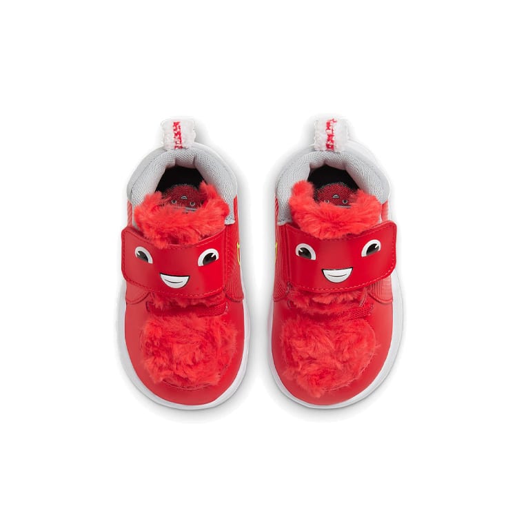 Nike Kids Team Hustle D9 Lil "Fast N Furry - Chile Red" Sneakers CT4066-600