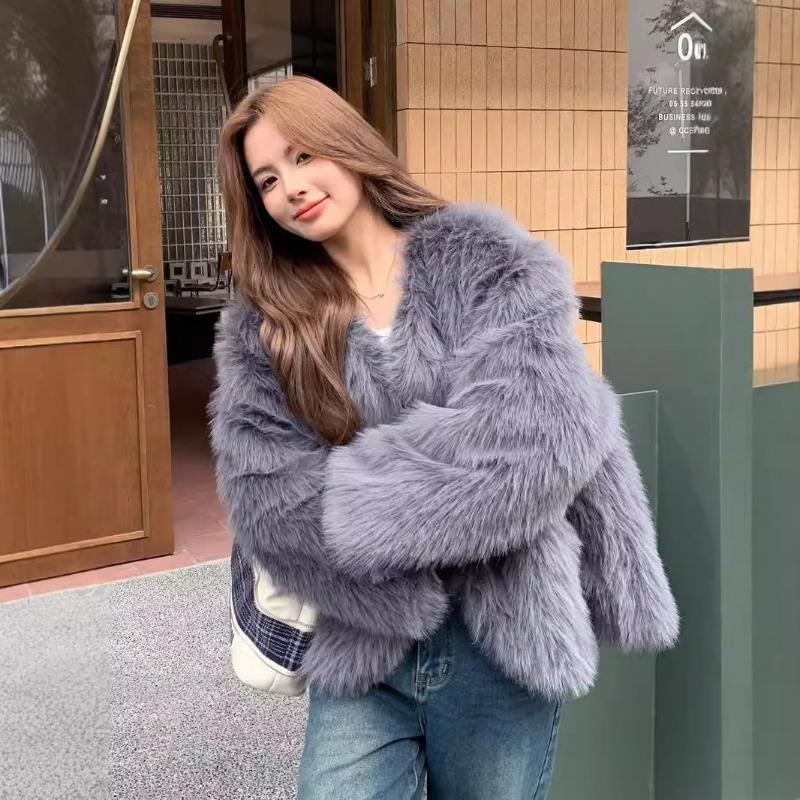 

Осень и зима серый мех лисы Тока мех меховая шуба двубортная женская одежда большой размер свободная плюшевая одежда L серый