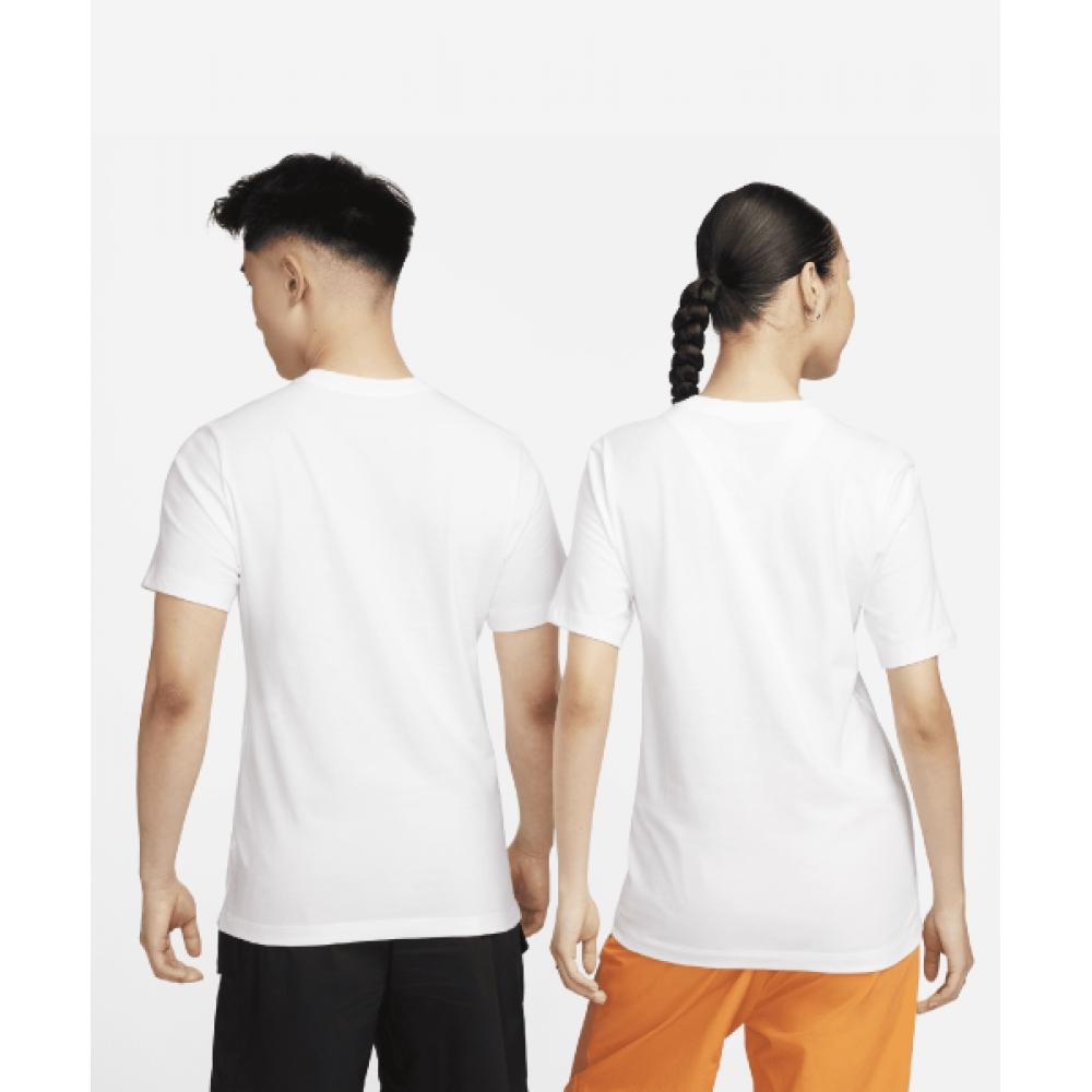 Nike SporTswear Club T shirT M   whiTe Black  Ar4999 101