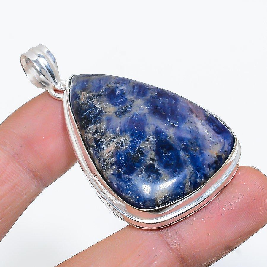 

Подарочный кулон ручной работы из стерлингового серебра 925 пробы с натуральным драгоценным камнем содалитом 2,09 дюйма G3u58