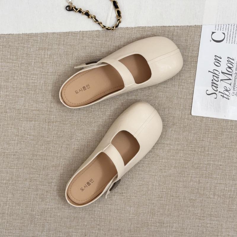 Summer Fashion Bag Head Half Slippers Girl 2025 New Versatile Fairy Style Square Head Flat Bottom with Skirt Half Support Single Shoes