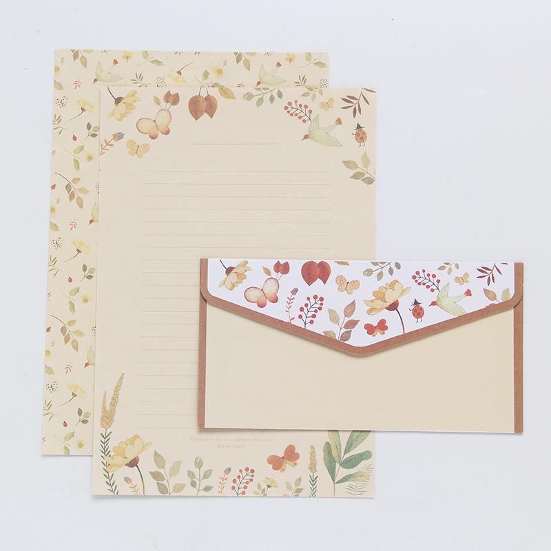 6 Sheets of Letterhead and 3 Envelopes for Mailing Envelopes, Vintage and Beautiful Floral Small Envelopes