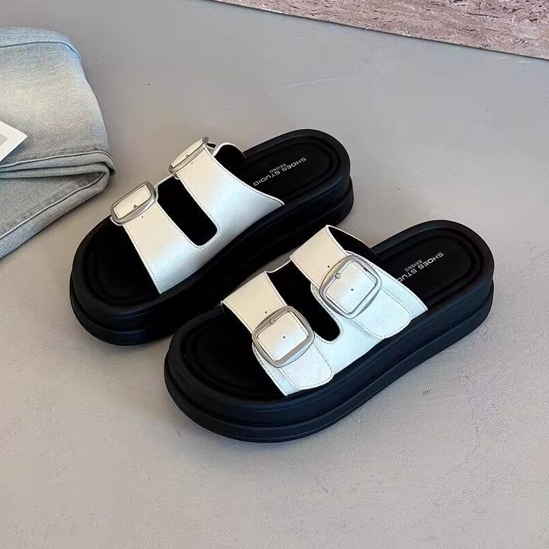 Thick-soled cool slippers for women's summer wear, new versatile muffin casual beach sandals, small height increase