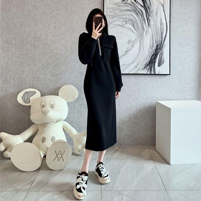 Women's European-Style Grey Hooded Sweatshirt Dress - Textured, Cinched Waist, Slimming, Casual Autumn/Winter Wear