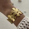 Stainless Steel Metal Exaggerated Shell Starfish Bracelet for Women Gold Color Cuff Bangle Beach Party Jewelry Gift