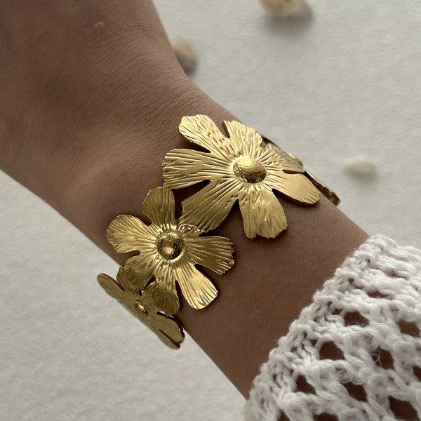 Stainless Steel Metal Exaggerated Shell Starfish Bracelet for Women Gold Color Cuff Bangle Beach Party Jewelry Gift