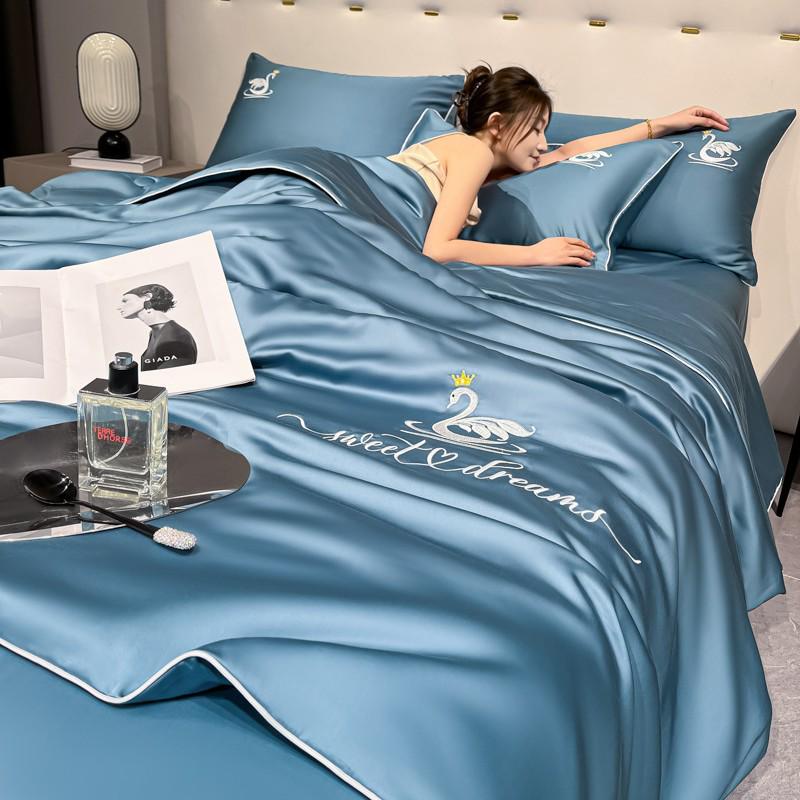 Embroidery Ice Silk Summer Quilt Set, Machine Washable, Luxury Bedding, Solid Color, Home Gift