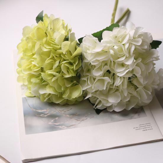 Artificial Flower Realistic Silk Hydrangea Bouquet with Flexible Stems Realistic Color Transitions Soft