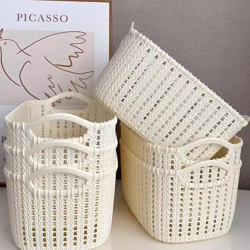 Cestino da scrivania in plastica effetto rattan