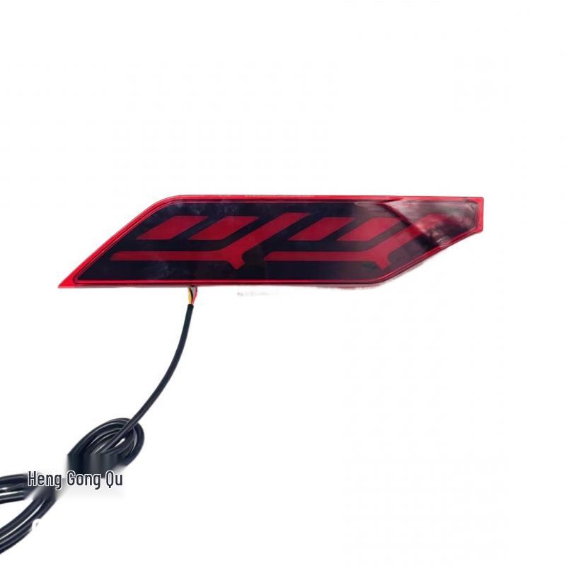 Mitsubishi 19-23 Pajero Sport Rear Bumper Lights: Sequential Turn Signals & LED Brake Warning Lights