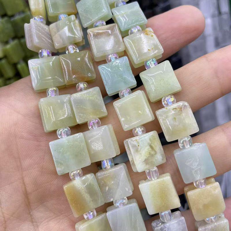 Naturstein Achat Kristall gerillte quadratische Schmuck-DIY-Accessoires, 10x10 unregelmäßige Stücke