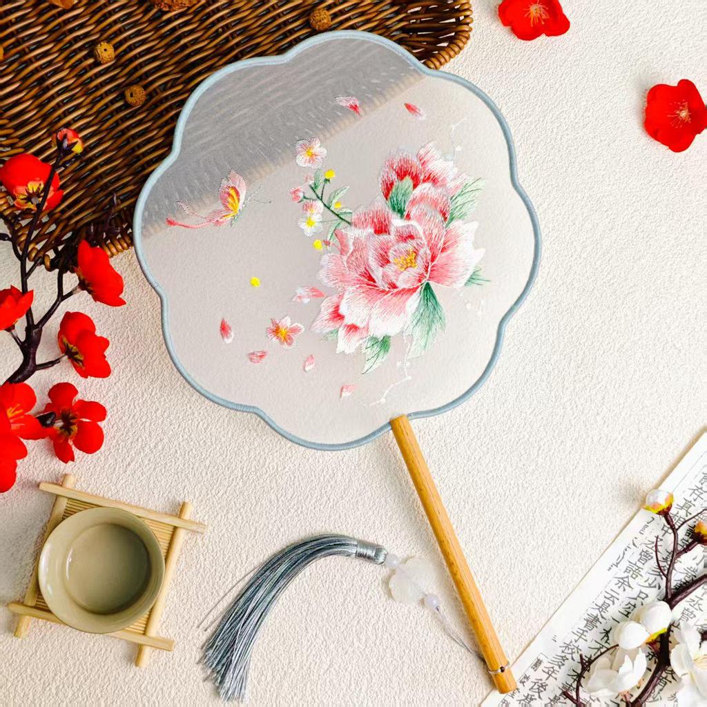 Double-Sided Round Fan with Suzhou Embroidery for Hanfu or Qipao