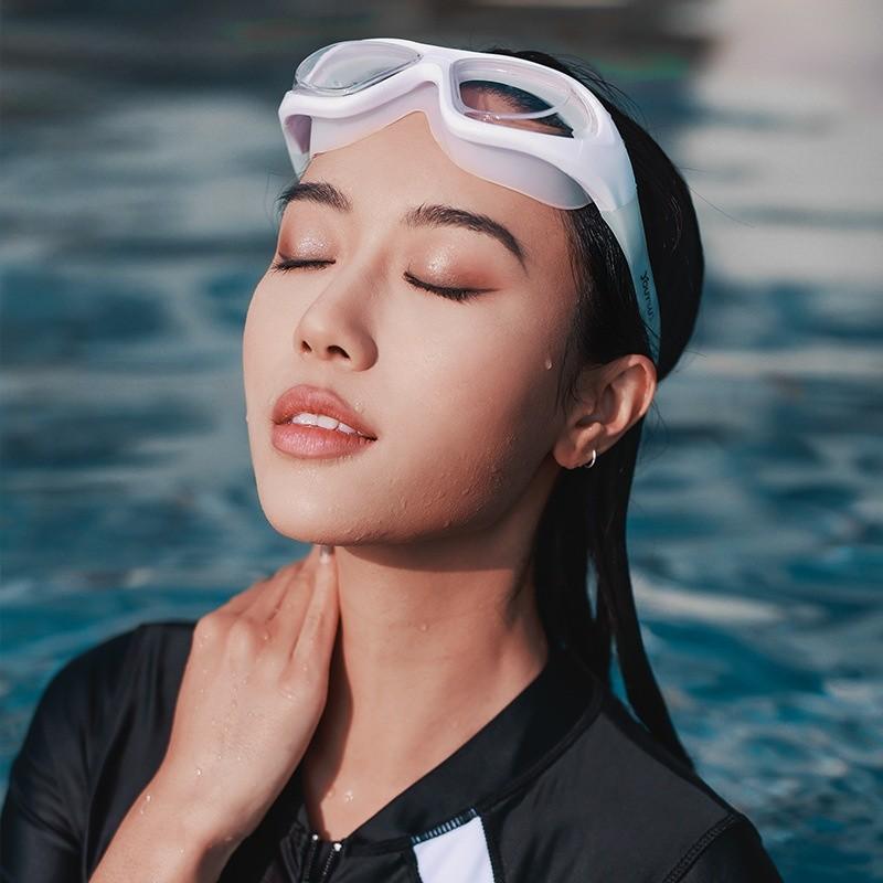 

Professional Swim Goggles With Antifog Waterproof Pc Lenses For Adults