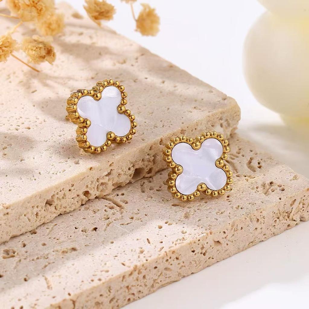 13MM titanium steel non fading clover earrings, high-grade titanium steel 18k earring accessories