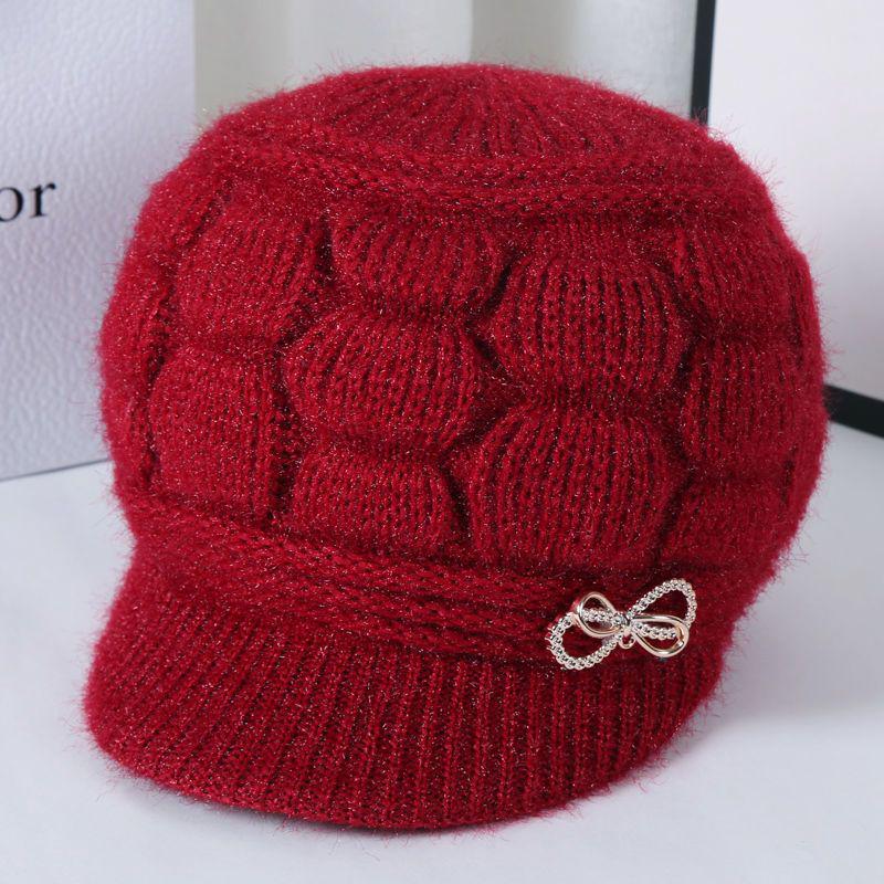 Mom's Warm Pumpkin Wool Hat: Velvet-Lined, Fashionable Knit for Middle-Aged & Elderly