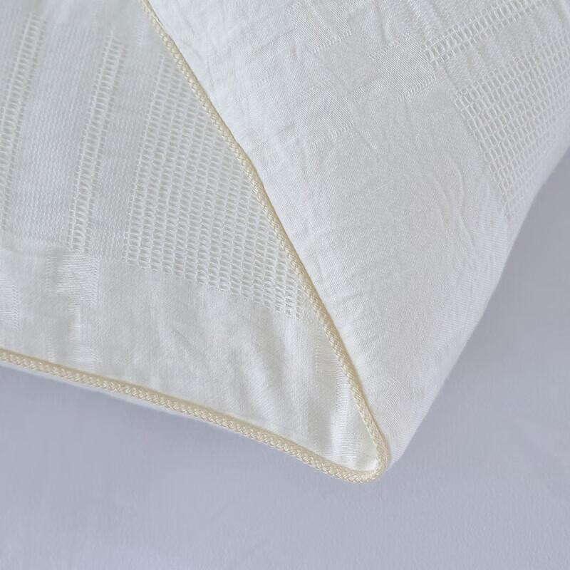 Muji Winter Warm Core Quilt