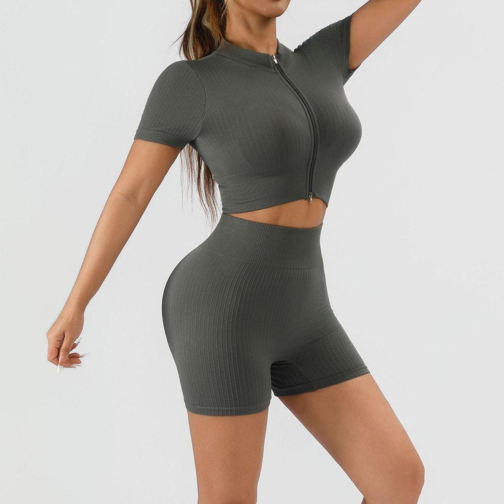 Ensemble de Sport pour Femme : Haut à Col Montant Manches Courtes Fermeture Éclair et Short Ribbed Taille Haute Contrôle du Ventre Lifting des Fesses