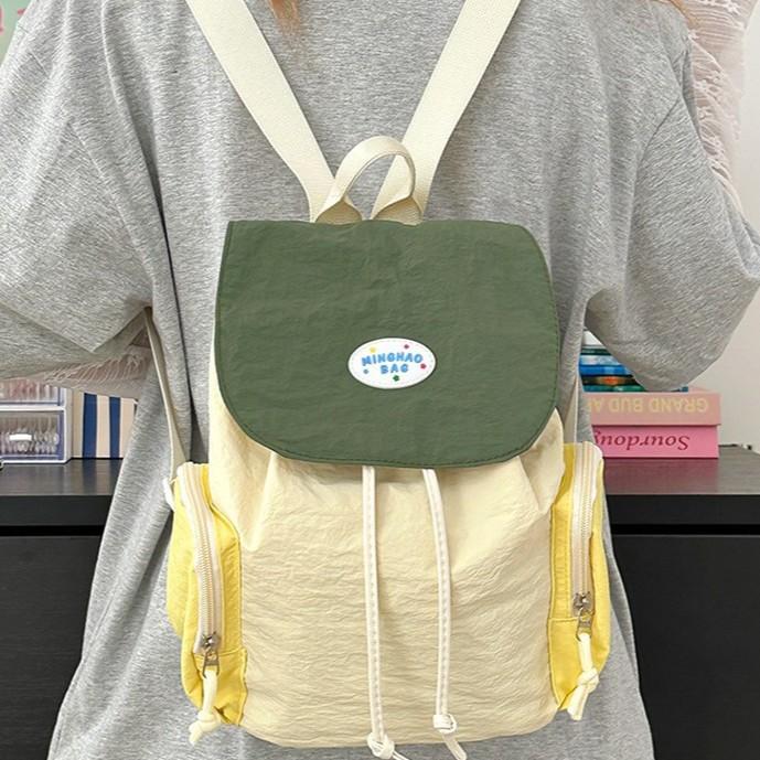 Cute and Lightweight Travel Backpack A Backpack for High School and College Students