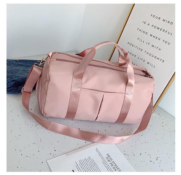 Women's Trendy Travel Bag: Large Capacity, Dry/Wet Separation, Trolley Handle Fit, Shoe Compartment, Perfect for Gym and Luggage.