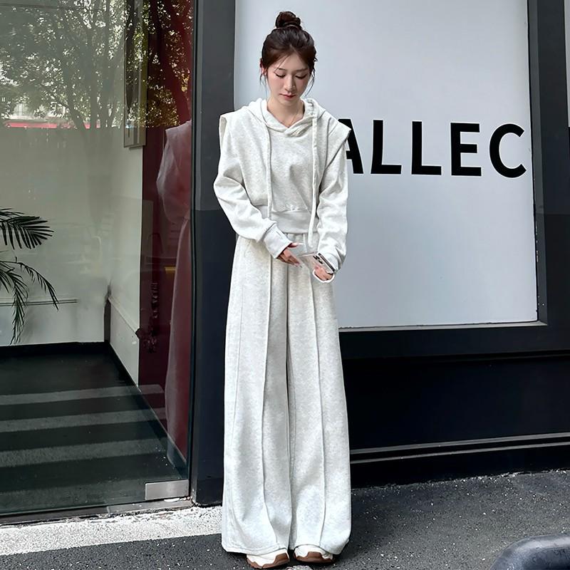 Women's Loose-Fit Two-Piece Set: Hooded Sweatshirt & Wide-Leg Pants - Autumn/Winter Fashion