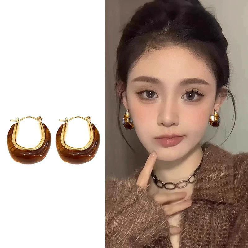 Silver needle same gold earrings women's light luxury high-end temperament pearl stud earrings retro new earrings