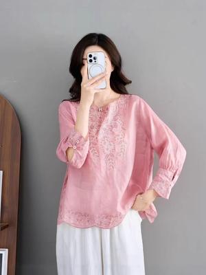 2026 Spring/Summer Women's Retro Artistic Embroidered Linen Pullover with Three-Quarter Sleeves