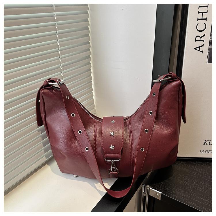 

2025 весенняя сумка женская сумка-пельмень ленивая ретро большая вместимость подмышечная сумка-тоут женская для поездок на работу для прогулок красный