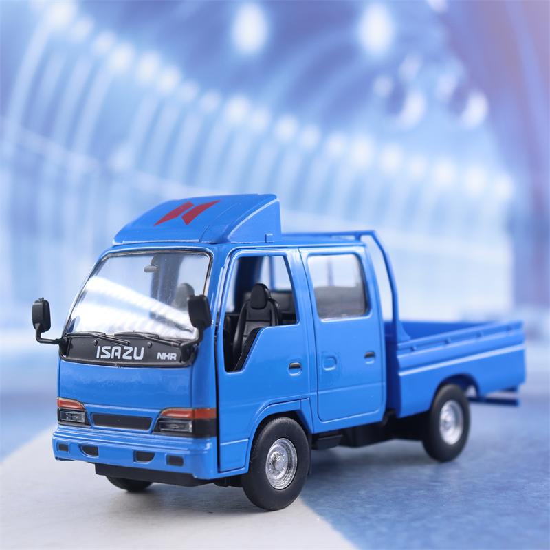 Model de mașină 1/32 pentru camion ușor Isuzu Model de metal turnat sub presiune Simulare de inginerie Vehicul de transport, camion de turnare