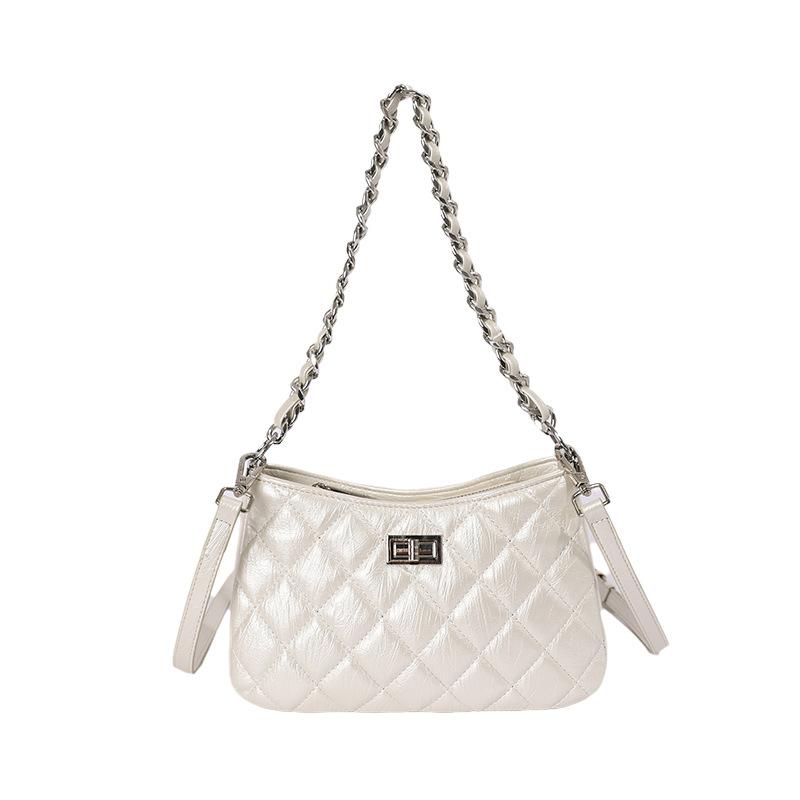 Vintage and Niche Commuter Women's Bag, Fashionable and Trendy Chain Strap Crossbody Bag