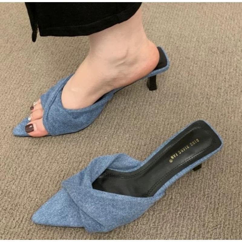 Fashion New Summer Fashion Low Thin Heels Women Slippers Gladiator Sandals Cozy Patent Leather Pointed Toe Slip-On Slides Shoes Mules