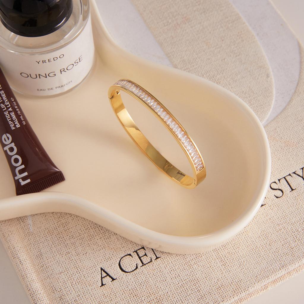 European and American jewelry rhinestone titanium steel bracelet does not fade jewelry stainless steel