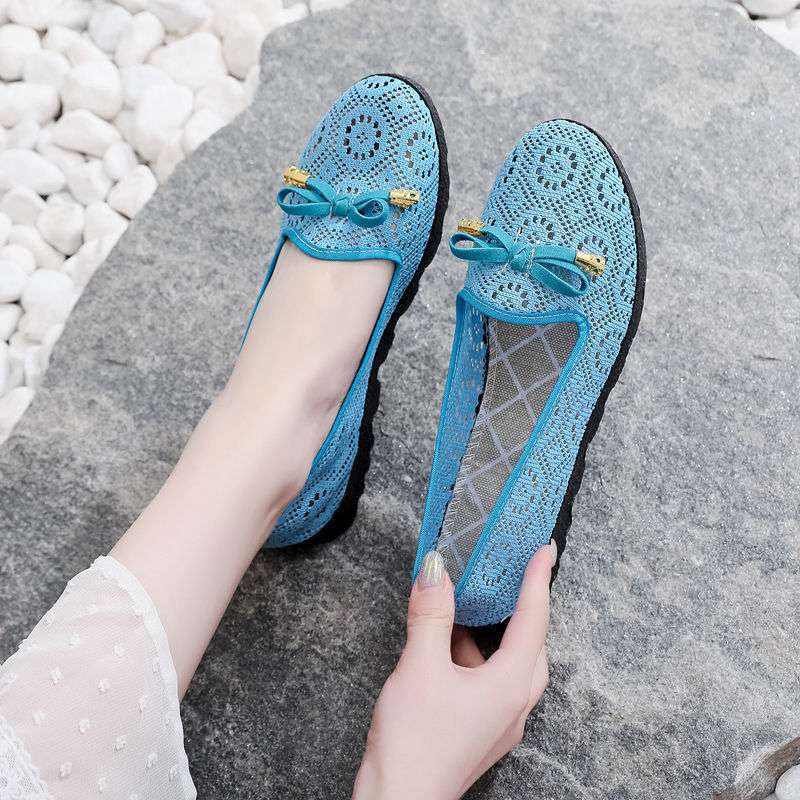 Summer women's shoes 2025 new old north cloth shoes women's breathable mesh shoes soft-soled mother shoes hole shoes Doudou single shoes