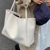 Retro Large Tote Bag, Simple and Elegant, Large-capacity Single-shoulder Bag, Woven Underarm Bag